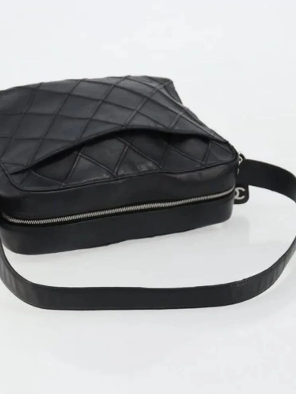 CHANEL Bicolore Shoulder Bag Leather Black Silver CC Auth ka4426